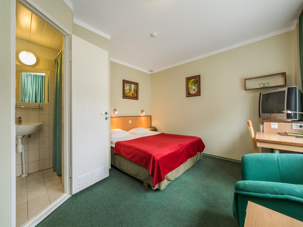Arabella Hotel Kuressaare Bagian luar foto